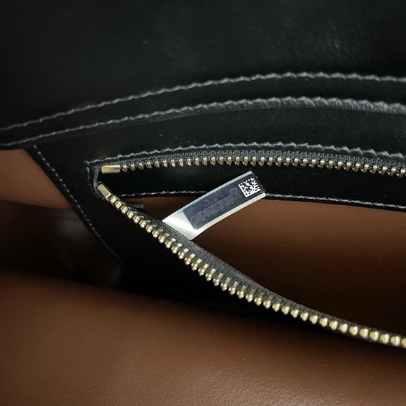 CHLOE MEDIUM ZIPPED C BLACK LEATHER TOTE BAG New With Imperfections - Picture 8 of 11